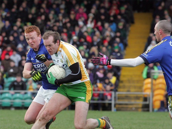 Battling all the way in Ballybofey www.donegaldaily.com