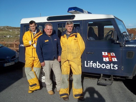 Father and son Jimmy and Leigh Early with RNLI first aid instructor Trevor Stevens.