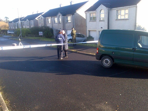 Senior Gardai oversee the investigation after a bomb exploded in Letterkenny this morning. Pic copyright Donegal Daily