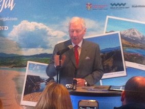 Broadcaster Gay Byrne launching the Donegal Tourism Brochure and app at Glenveagh Castle today.