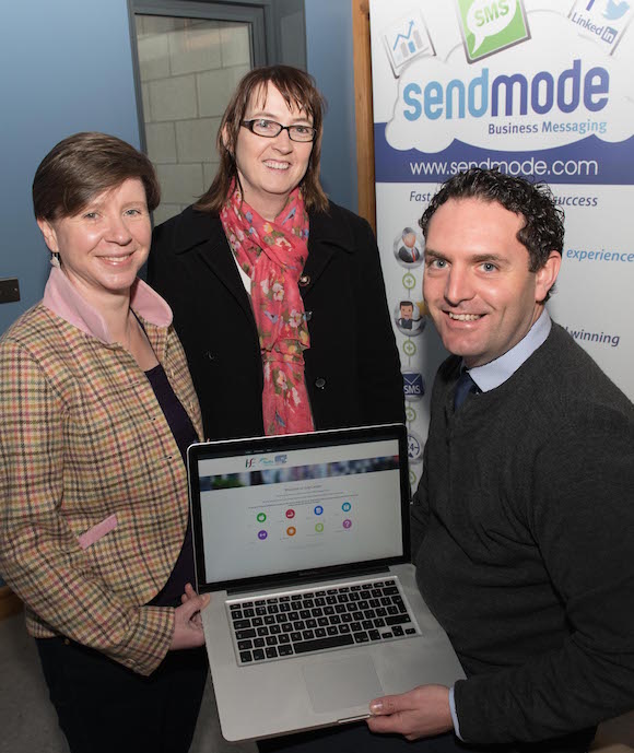HSE Cancer App- Janet Richmond, Mary Grace Kelly and Barry Murphy, Sendmode.  Photo- Clive Wasson