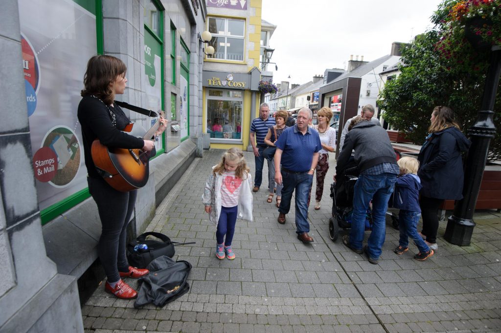 Mary Anne McDonnell taking part in the Letterkenny Chamber Shop LK busking Competition in Letterkenny on Saturday last.  Photo Clive Wasson