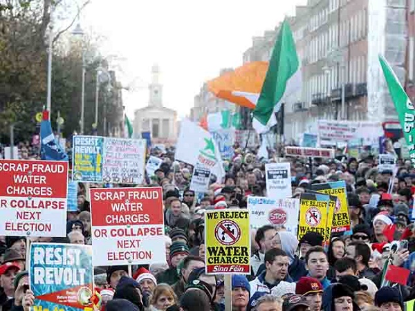 10/12/2014 Anti Water Charges Protests. Pictured are members of the public protesting against water charges at the Right 2 Water event outside Government Buildings in Dublin today. Picture: Sam Boal / Photocall Ireland