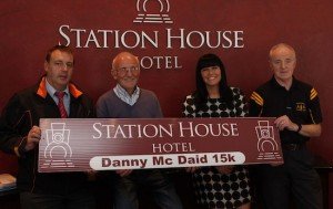 Launching last years Danny McDaid 15k road race are from left Brendan McDaid, Danny McDaid, Siobhan Doherty-Barrett, Station House Hotel and Neily McDaid. 