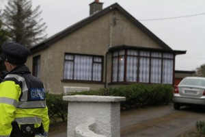 A Ban Garda outside the house of Margaret Lilly.  (NewspixIrl)