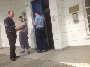 Brian 'Mouse' Ward pictured in handcuffs outside a previous sitting of Letterkenny Circuit Court.