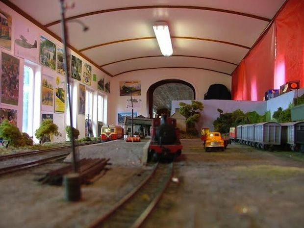 The Letterkenny model from track level inside the real Coach 58