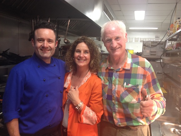 Just look who has come to dinner! Carol Meenan didn't know her starters from her main courses when a certain TV presenter turned up at the Yellow Pepper in Letterkenny last night. Duncan Stewart donned his most colourful shirt to make sure he fitted in with the rest of the environment. 