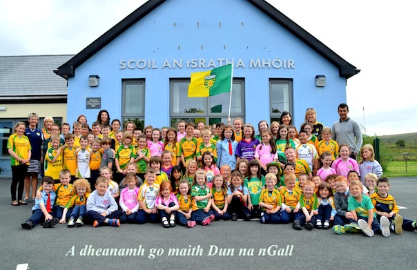 Frank with fellow teachers and pupils at Stramore National School. Pics by Geraldine Diver.
