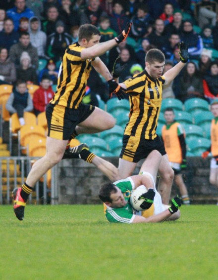 Donegal SFC Final. Michael Murphy crowded out in the Donegal SFC Final. 