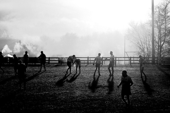 Even in chalenge games, they give it their all in the Glen. PICS BY GERALDINE DIVER.