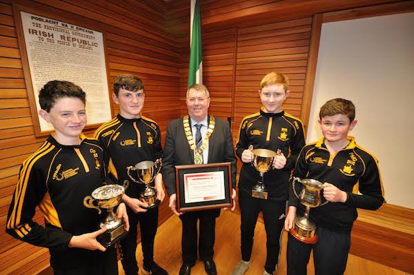 Oisin randles, Shane O'Donnell, Padraig Mc Gettigan and Peter McGee with mayor Gerry McMonagle