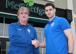 Packie Mailey has re-signed for Finn Harps. 