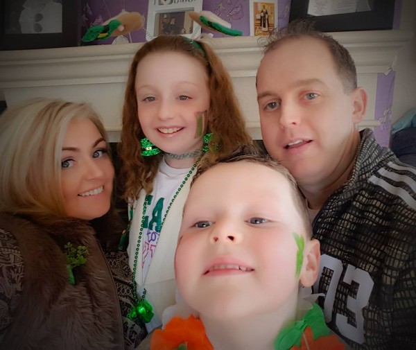 Kenny and his wife Martina, with their kids Amy (8) and Kenny Jnr (5)