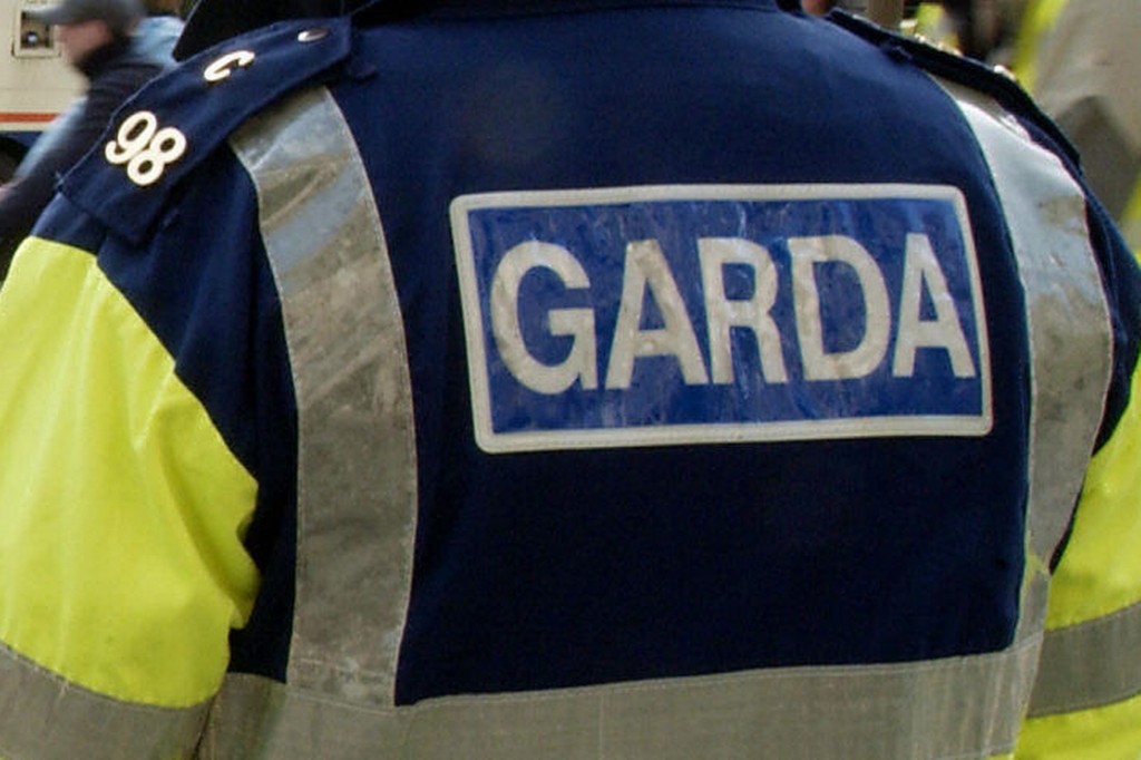 gardai-in-uniform