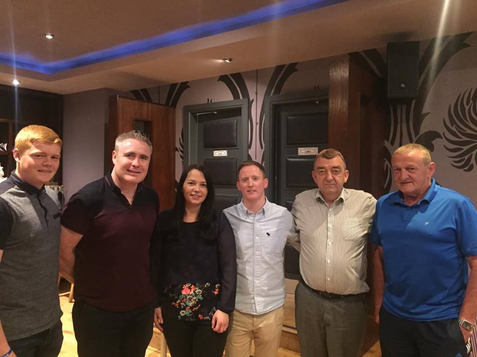 The Donegal Daily team that participated in the quiz last Thursday night along with event organisers Brendan & Hannah Kelly.