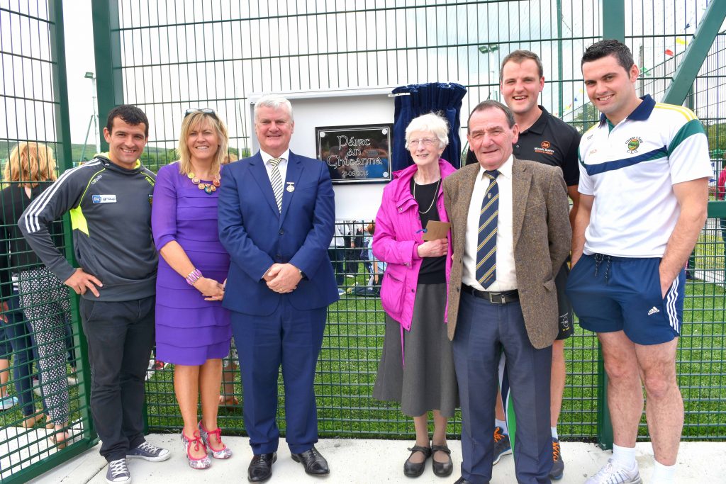 Donegal's Frank Mc Glynn, School Principal Therese Mc Monagle, Aogan O Fearghail, Uachtaran Chumann Luthchleas Gael who performed the opening ceremony, Sally Mc Clafferty, Donegal Captain Michael Murphy, Letterkenny Mayor James Pat Mc Daid, and Frankie Doherty, Donegal GAA, Vice Chairman at the opening of the new astro turf pitch at Strath Mor. Photo: Geraldine Diver