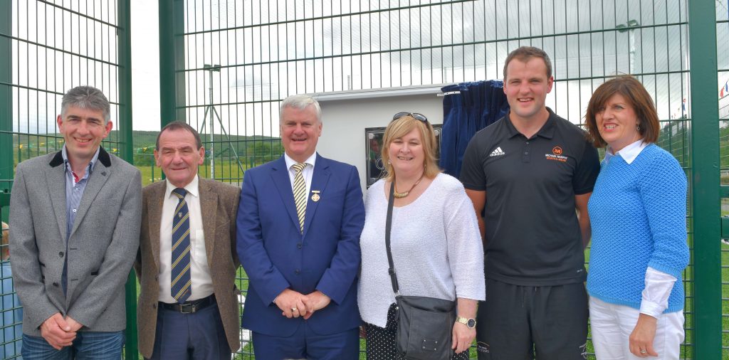 Parents Committee member Patrick Mc Monagle, Frankie Doherty, Donegal GAA Vice Chairman, Aogan O Fearghail, Uachtaran Chumann Luthchleas Gael, Mary Walker, Donegal Captain Michael Murphy, and Kathleen Toner.