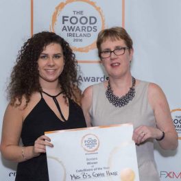 Jessica Breslin (left) and Ann Conaghan of Mrs B's Coffee Shop, Killybegs, proudly display their title as Café/Bistro of the Year 2016 for the Borders Area presented by Food Awards Ireland.